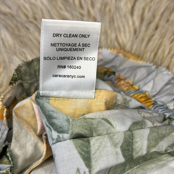 Floral Off-Shoulder Top - Picture 6 of 6